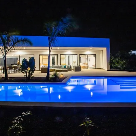 Macan Villa *