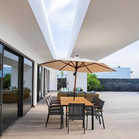 Villa Macan *